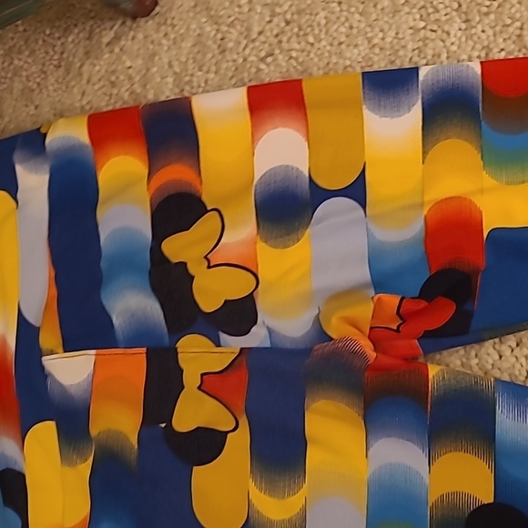 LulaRoe Mickey Mouse/Disney Legging OSFM - Picture 4 of 5